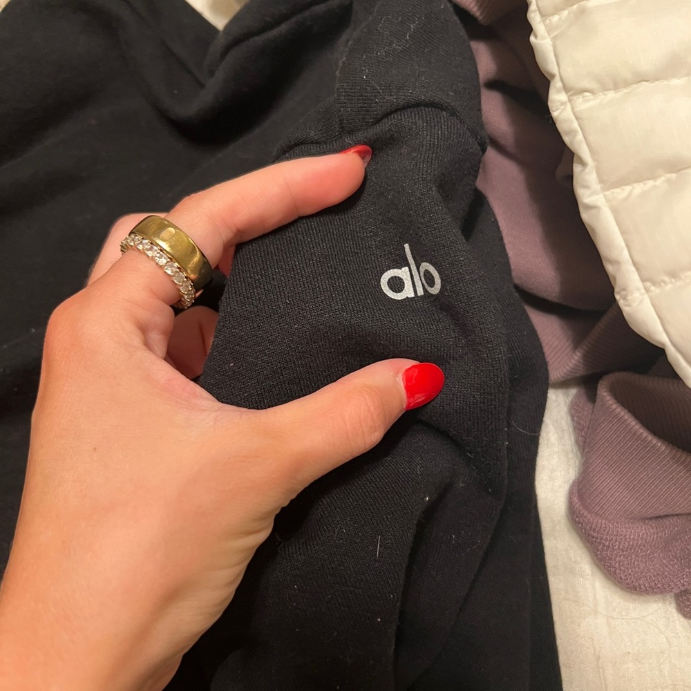 Alo Black Sweatshirt